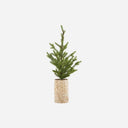 Kerstboom van House Doctor met mini-lampjes en een voet van berkenhout
