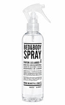 Mijn Stijl bed&body spray in een transparant zwarte spuitflacon met de tekst Lily Amber