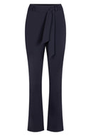 Zoso broek travel belle in donkerblauw met flare pasvorm