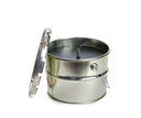 Zwarte buitenkaars in een rond metalen blik met de tekst it's a perfect day for a perfect day