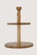 Zusss etagere van naturel hout met twee etages en een hartje aan de bovenzijde