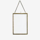 Madam Stoltz fotolijst 13x18 in antiek brass kleur met ketting
