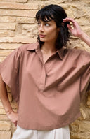YAYA blouse oversized in de kleur oud roze met klassieke kraag en korte mouwen