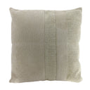 Beige katoenen kussen van 50 bij 50 cm met een geweven structuur