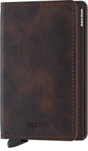 Secrid Slimwallet in vintage chocolate kleur, met leren buitenkant en zichtbare aluminium cardprotector
