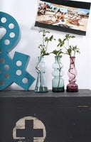 HKliving vaas in auberginekleurig glas met een hoogte van 26 cm