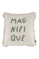 Zusss kussen Magnifique in beige met ruffle rand en grijsblauwe tekst