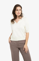 YAYA shirt - ecru met open V-hals en korte mouwen