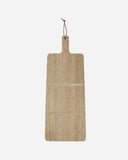Lange broodplank van walnoothout met handvat en zichtbare houtnerf