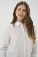 Cream blouse stripe met wit en blauw streeppatroon