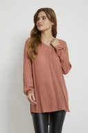 Stijlvolle Kaffe tuniek in de kleur cedar wood met V-hals en lange mouwen