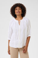 Cream blouse linnen - wit met 3/4 mouwen en ronde hals