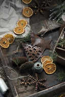 Ib Laursen hanger ster hout