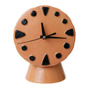 HKliving tafelklok in de kleur peach met een retro ontwerp van keramiek.
