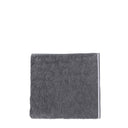 Grijze Bastion Collections handdoek met hartjespatroon