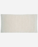 House Doctor Chill kussenhoes in 80x40 cm met een gestreept patroon in creme en wit
