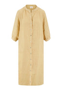 Zusss jurk van 100% linnen in de kleur Sahara met knoopsluiting aan de voorzijde
