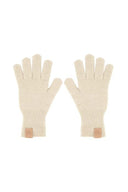 Zusss handschoenen gebreid in de kleur zand met een omslag bij de pols en een klein label met Zusss-logo