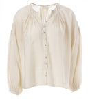 JcSophie blouse cato in de kleur zand met v-hals en knoopsluiting