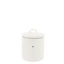 Witte voorraadpot van Bastion Collections van aardewerk met een zwart hartje op de voorzijde