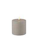 Zandkleurige DeluxeHomeart LED outdoor kaars van 10x10 cm