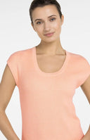 YAYA top in de kleur peach met een ribstructuur en ronde hals