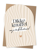 De Jots wenskaart nw A5 knuffel met koperfolie details, inclusief kraft envelop.