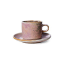 Roze kop en schotel van de HKliving Chef Ceramics serie op een ondergrond.
