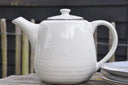 Broste Copenhagen theepot 1,3 ltr in de kleur nordic sand