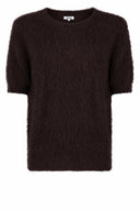 Zoso shirt judith in de kleur bruin met een zachte fluffy textuur en korte mouwen