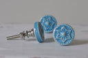 Ronde knop van blauw keramiek, model coin s.
