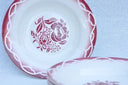 Diep bord Odette in crème-wit met een bordeaux rood detail