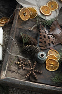 Ib Laursen hanger ster hout