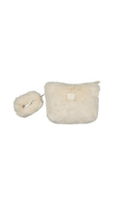 Barts clutch Fennou in beige uitgevoerd in imitatiebont